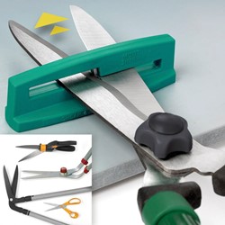 Outil d aiguisage pour les aiguiseurs de cisaille à haies